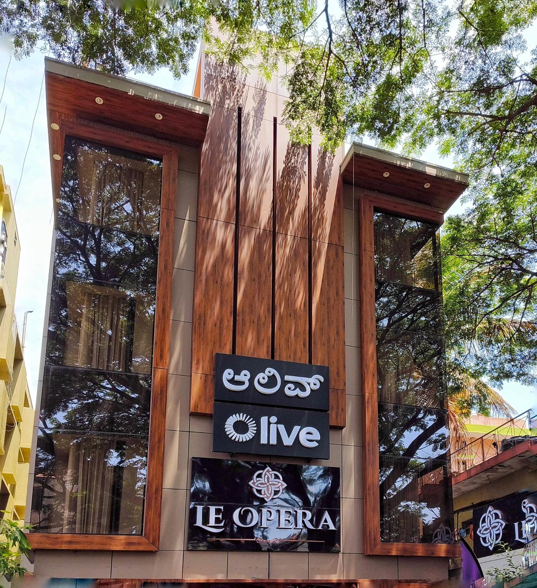 Olive Hotel Le Opera By Embassy Group บังกาลอร์ ภายนอก รูปภาพ