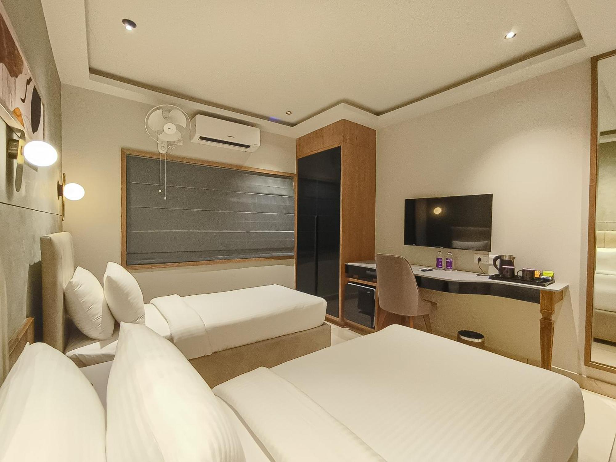Olive Hotel Le Opera By Embassy Group บังกาลอร์ ภายนอก รูปภาพ