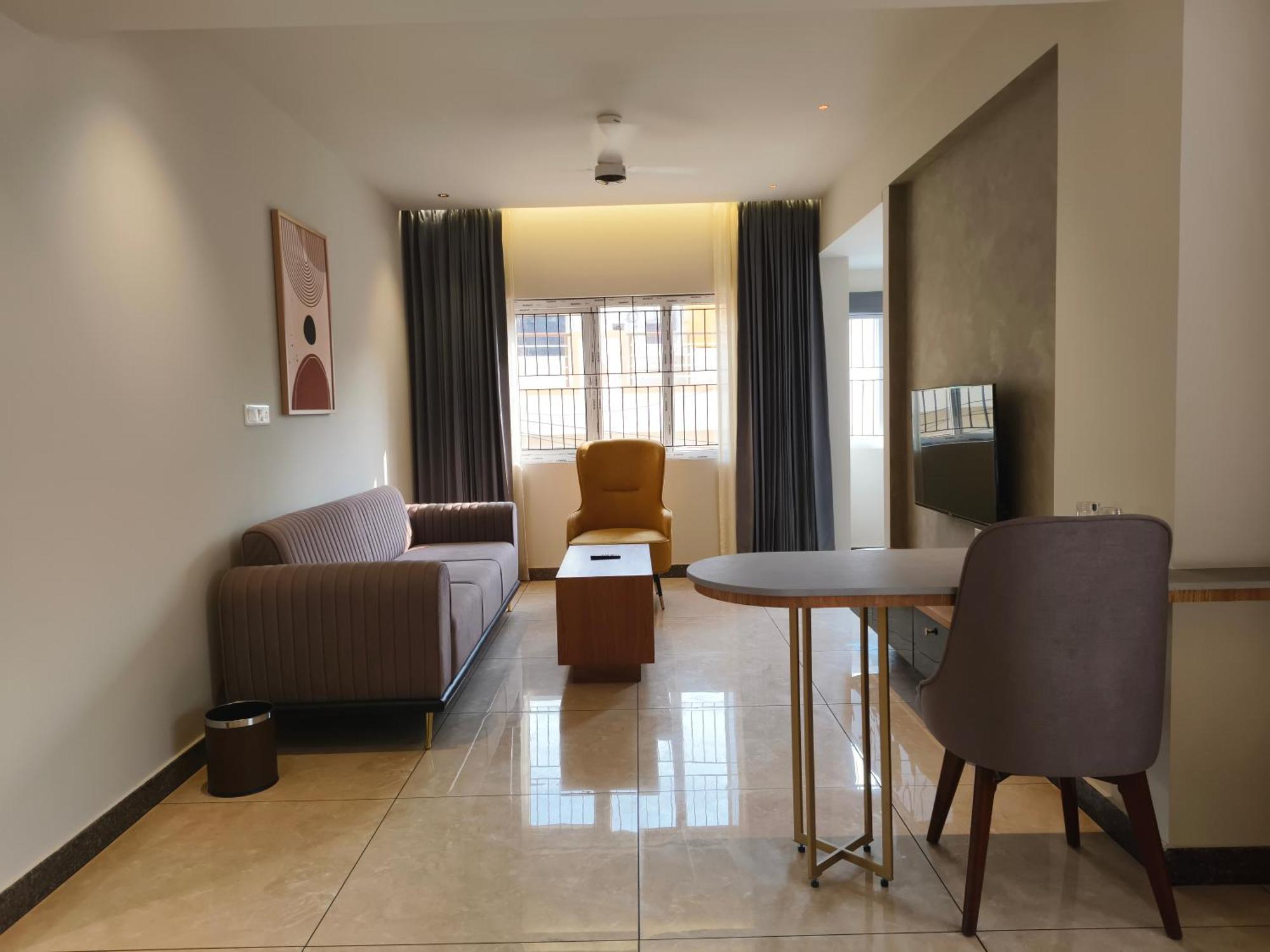 Olive Hotel Le Opera By Embassy Group บังกาลอร์ ภายนอก รูปภาพ
