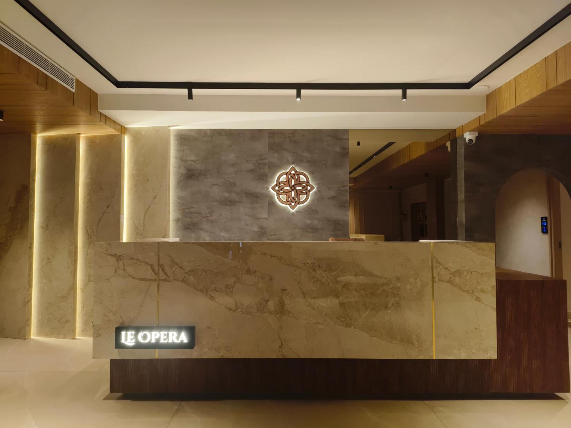 Olive Hotel Le Opera By Embassy Group บังกาลอร์ ภายนอก รูปภาพ
