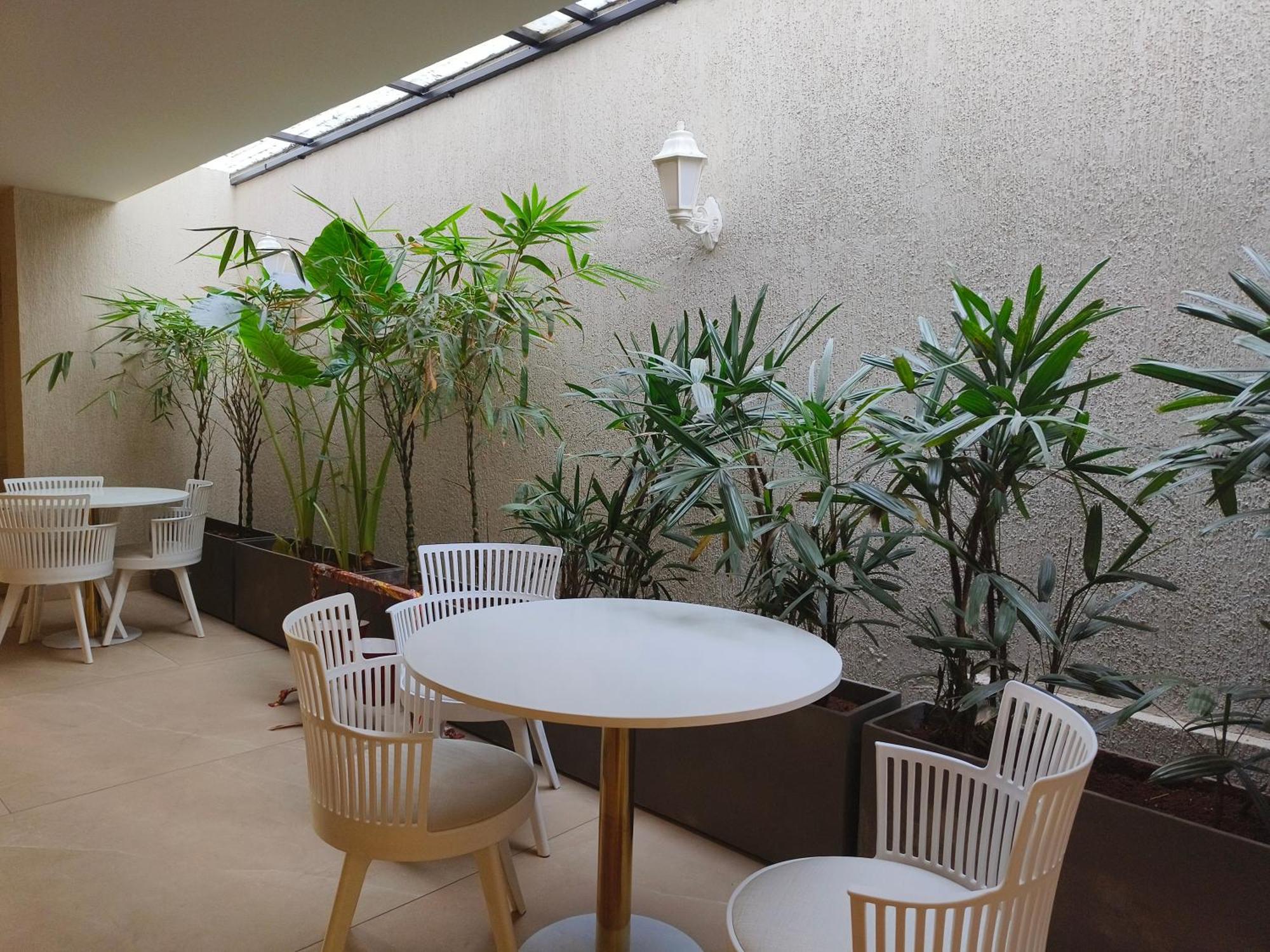 Olive Hotel Le Opera By Embassy Group บังกาลอร์ ภายนอก รูปภาพ